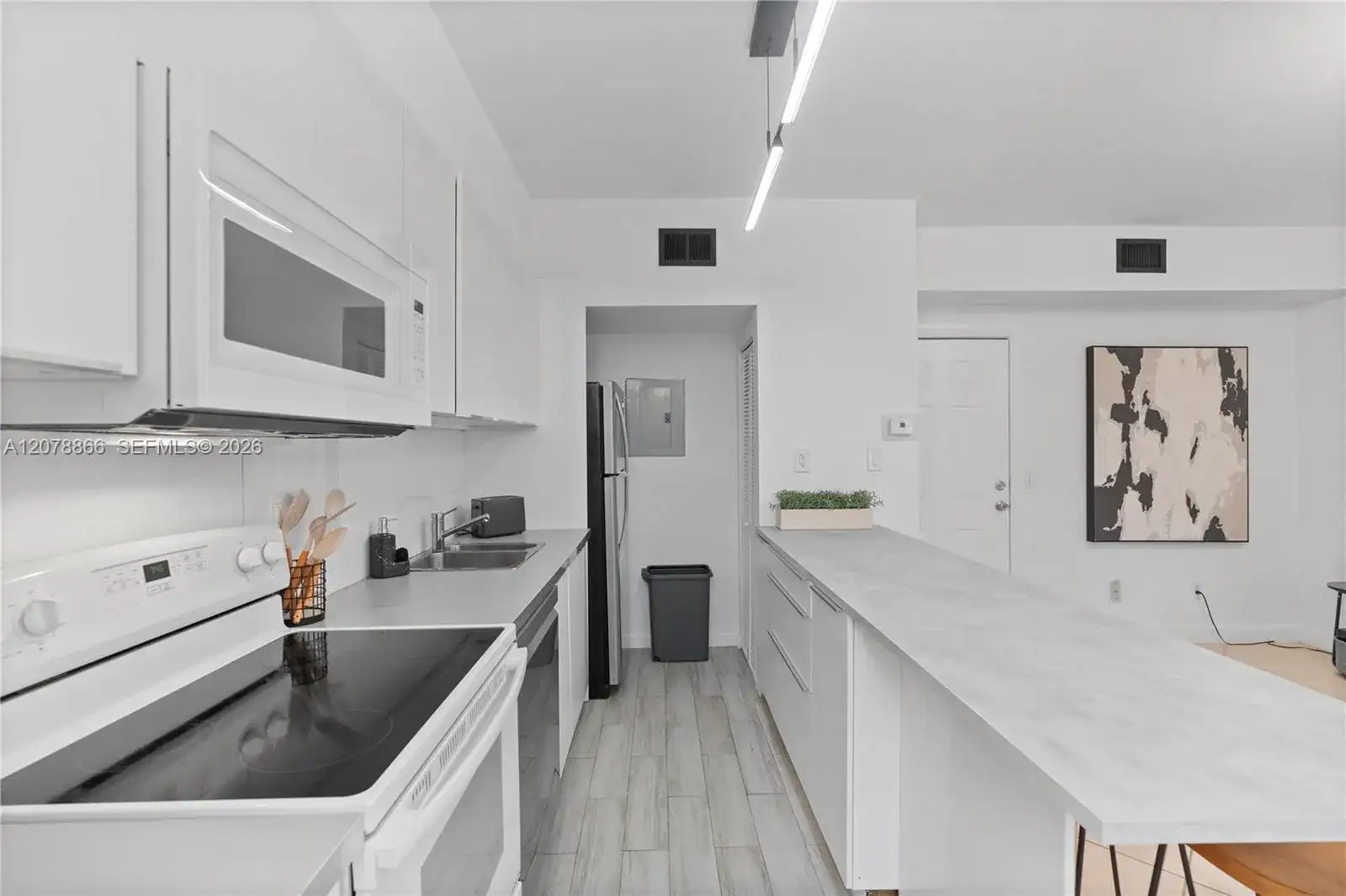 1559 Michigan Ave # 102, Miami Beach FL 33139 photo 5