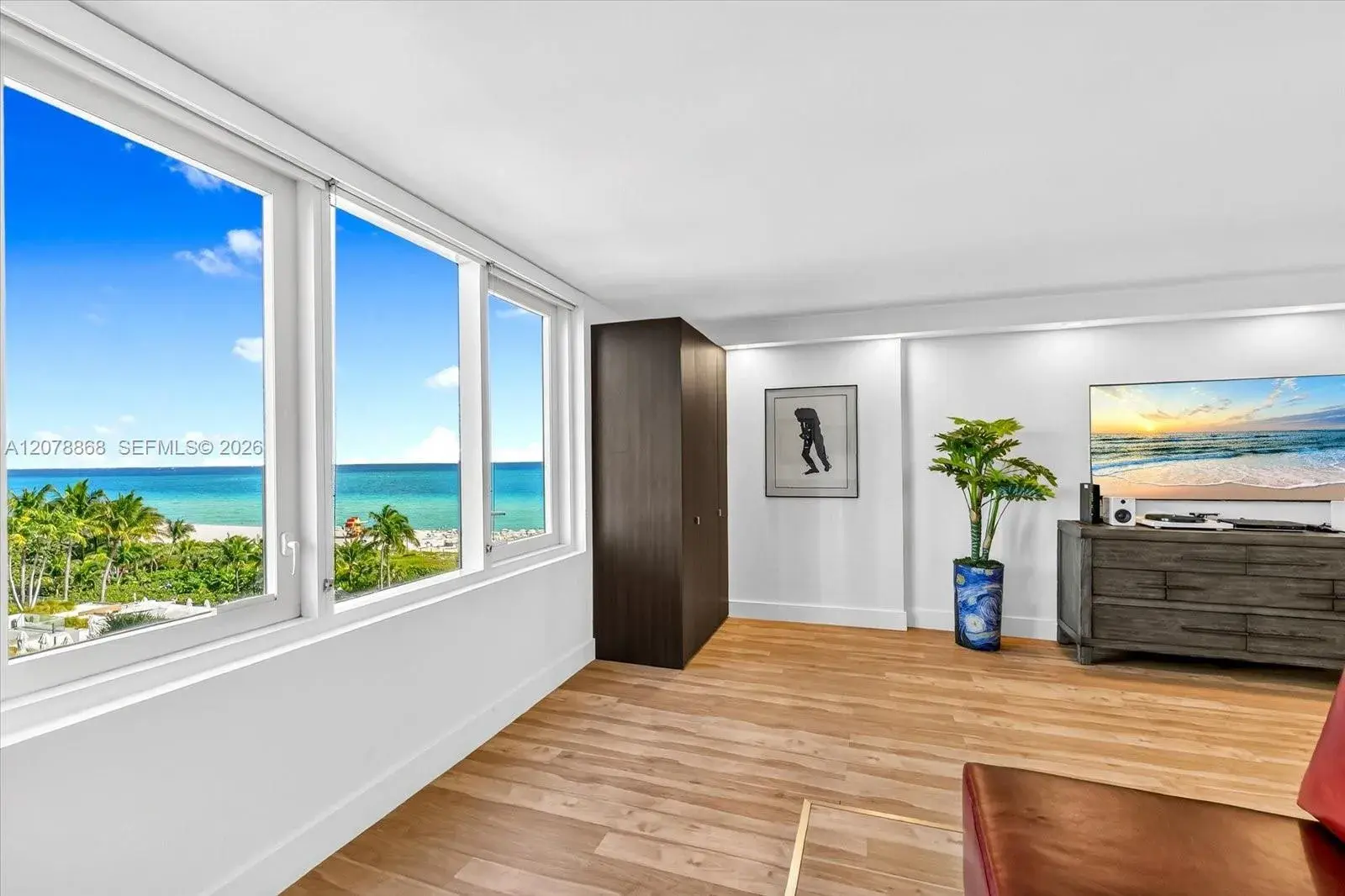 2301 Collins Ave # 714, Miami Beach FL 33139