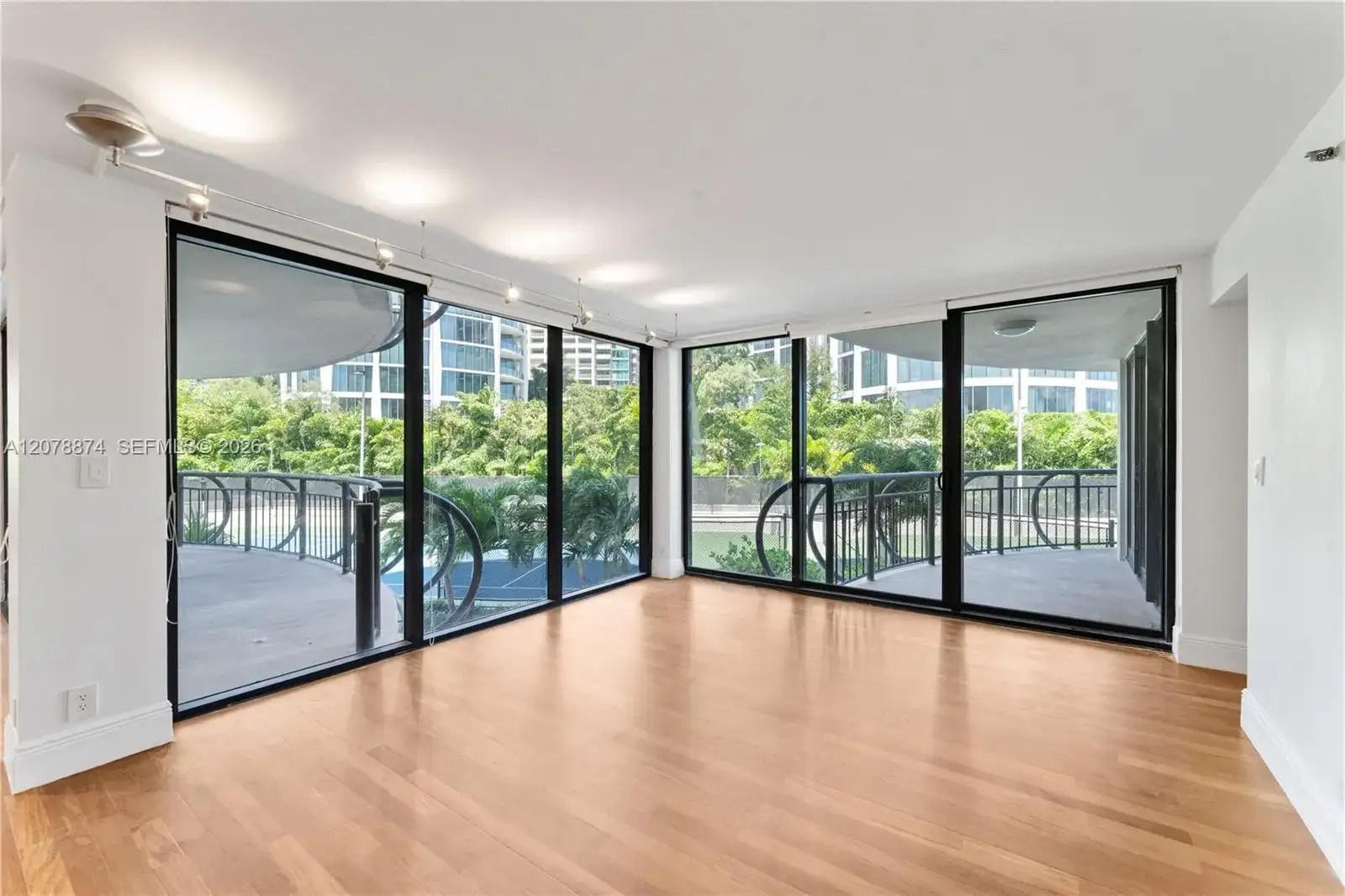2843 S Bayshore Dr # 3F, Miami FL 33133 photo 3