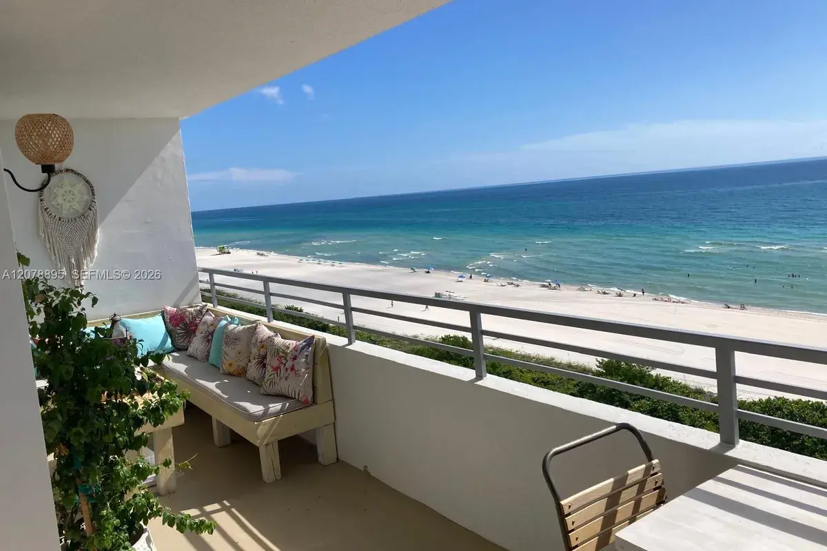5555 Collins Ave # 10G, Miami Beach FL 33140