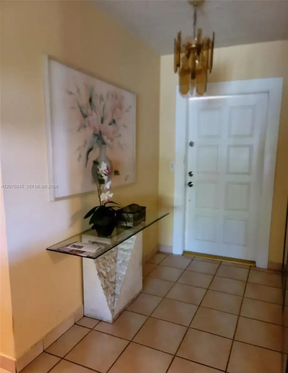 1645 SW 83rd Ave, Miami FL 33155 photo 2