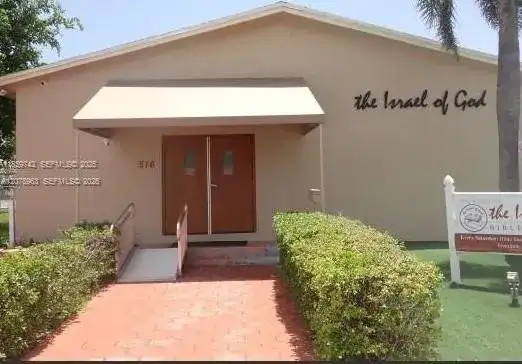 516 NW 4th Ave, Hallandale Beach FL 33009 photo 3