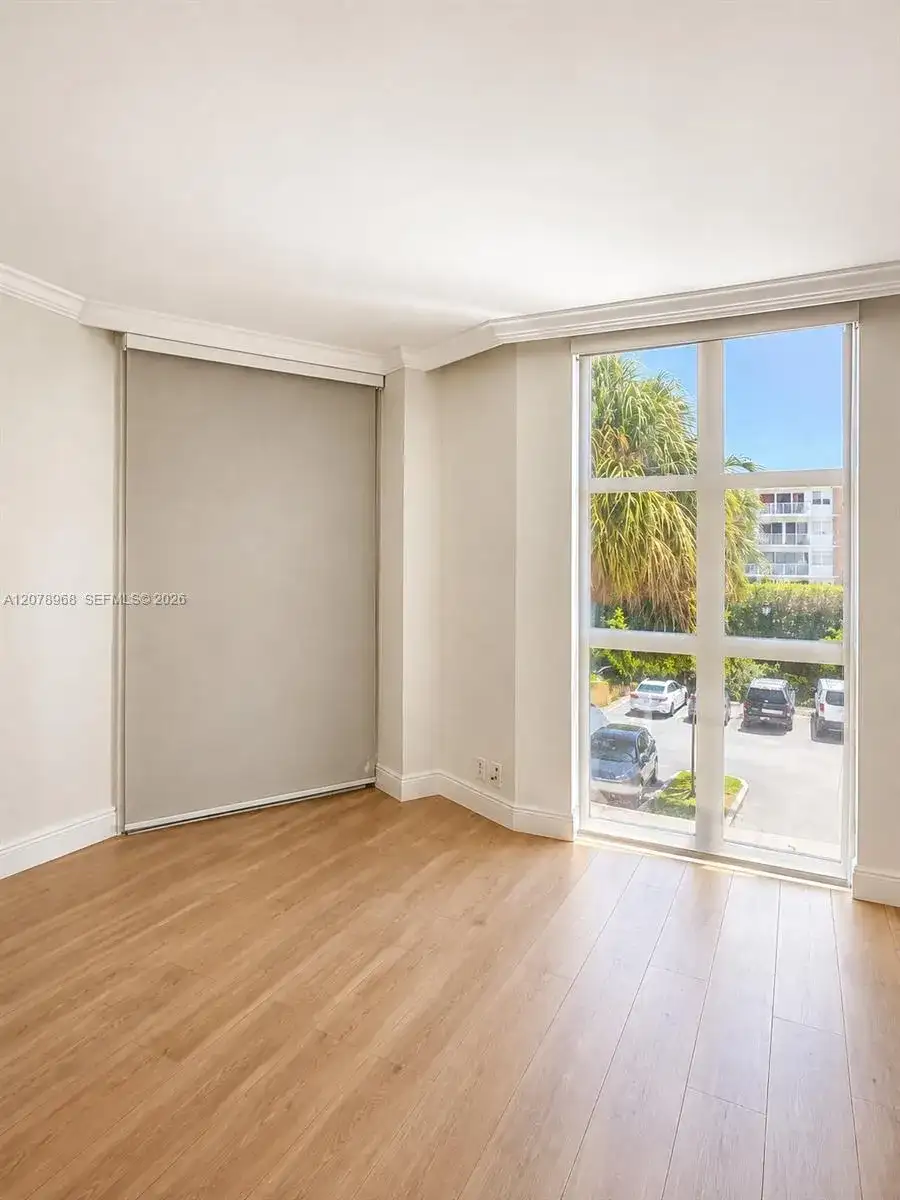 4000 Towerside Ter # 304, Miami FL 33138 photo 4