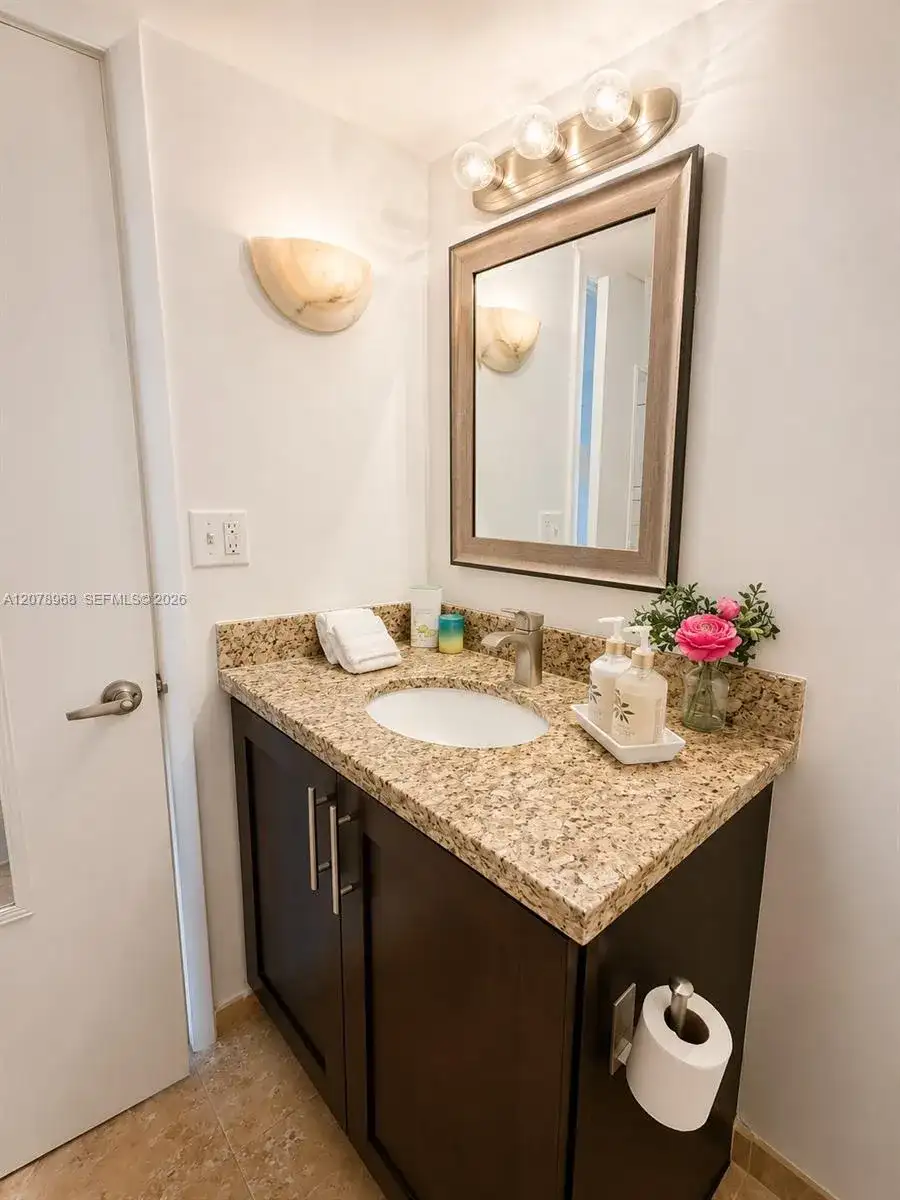 4000 Towerside Ter # 304, Miami FL 33138 photo 5
