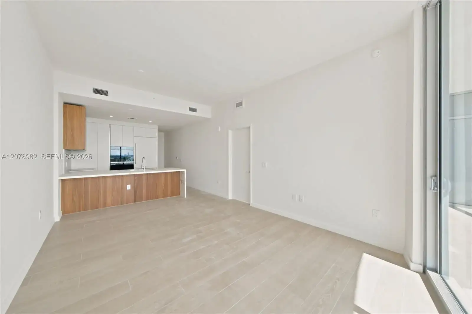 1400 Biscayne Blvd # 505, Miami FL 33132 photo 4