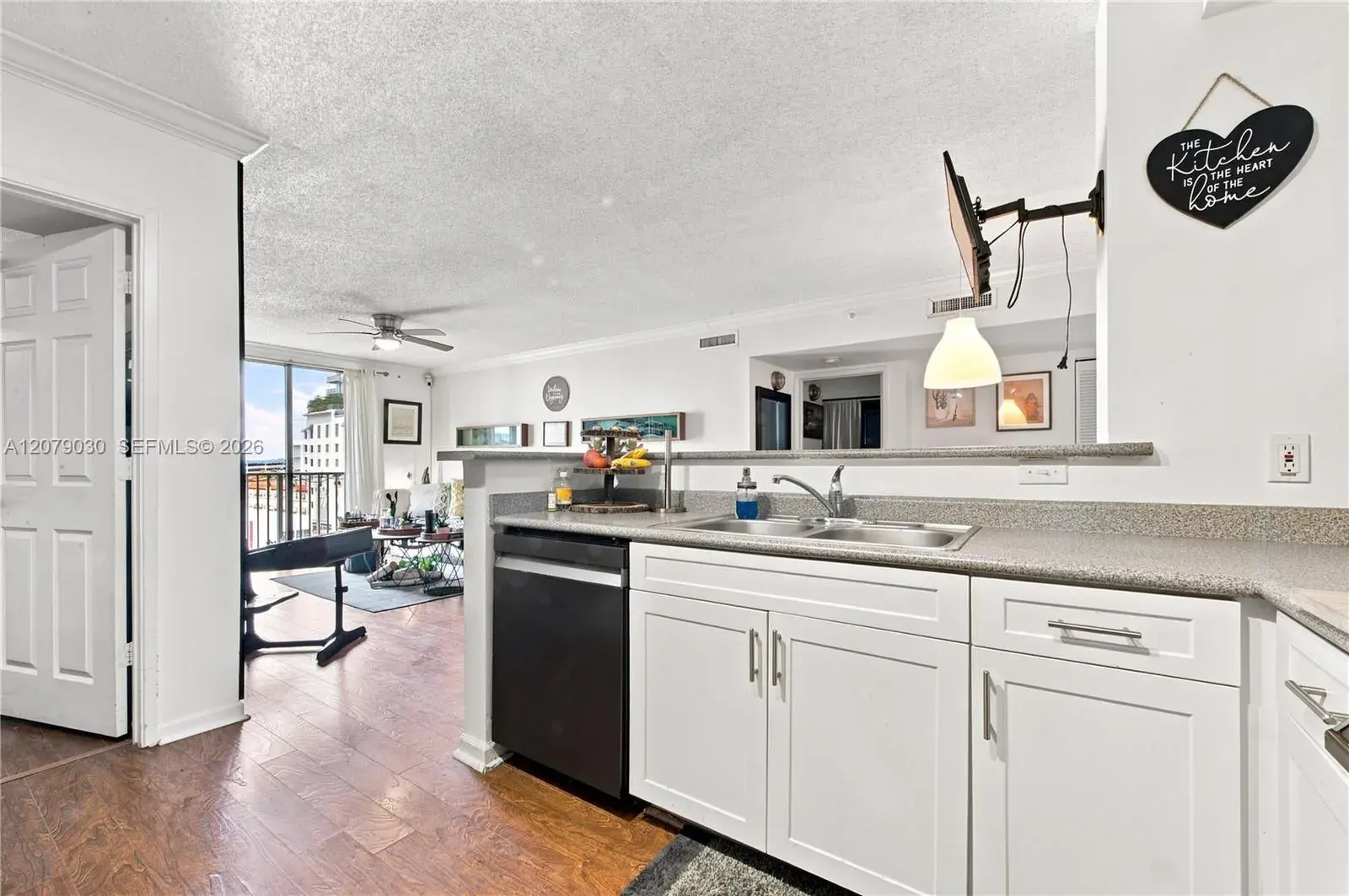 1919 Van Buren St # 614A, Hollywood FL 33020
