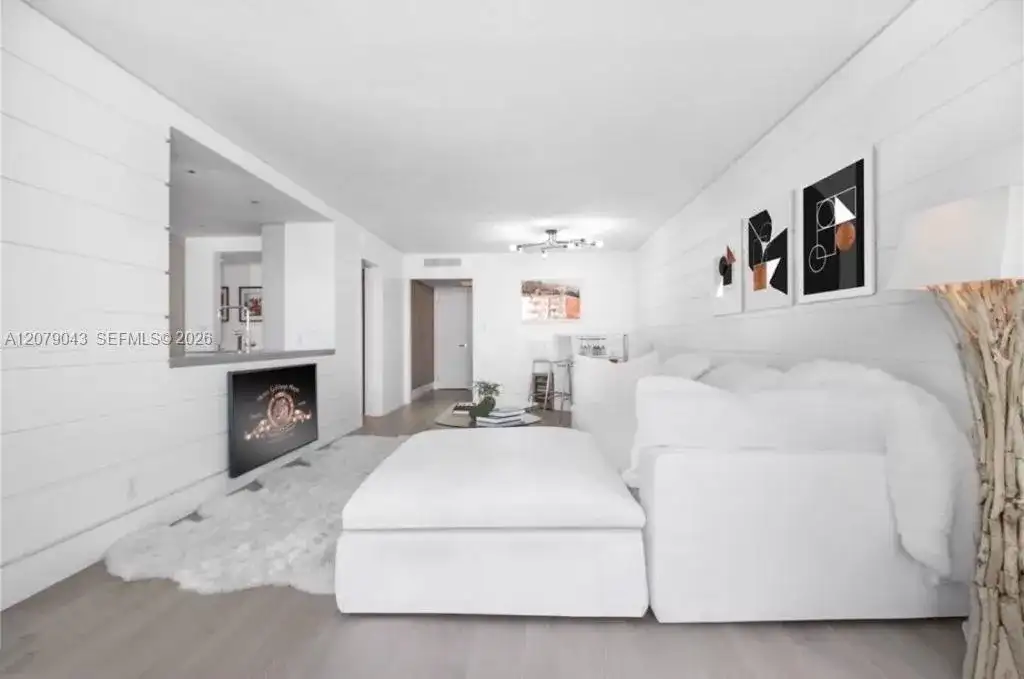 2655 Collins Ave # 1003, Miami Beach FL 33140 photo 3