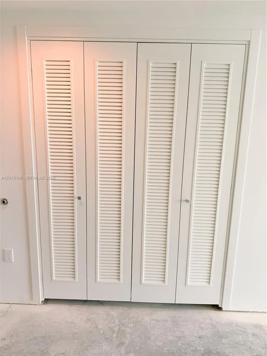 1170 E Hallandale Beach # 403, Hallandale Beach FL 33009