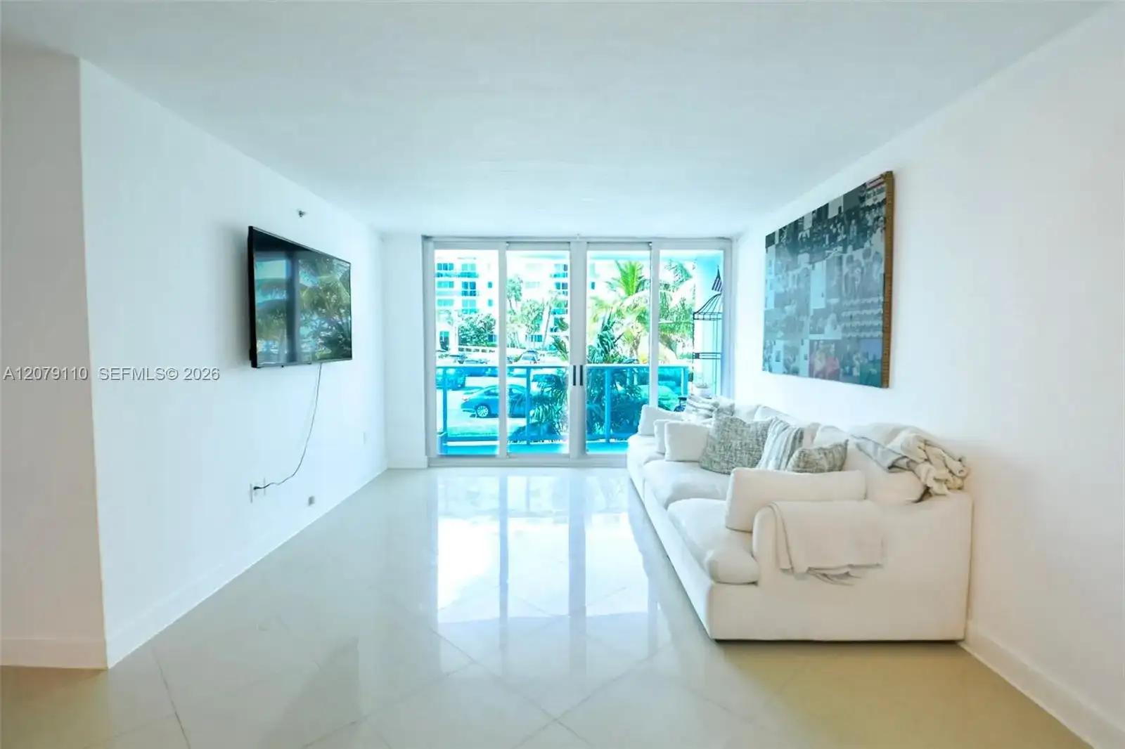 7501 E Treasure Dr # 1H, North Bay Village FL 33141 photo 4