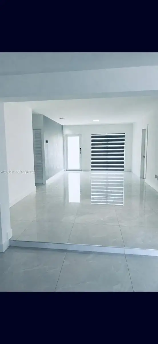 11925 SW 185th Ter, Miami FL 33177 photo 5