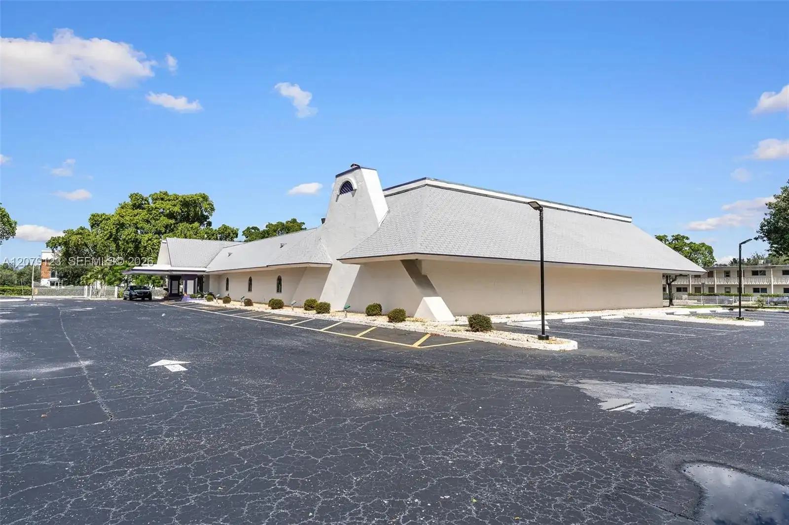 4441 W Sunrise Blvd, Plantation FL 33313 photo 4