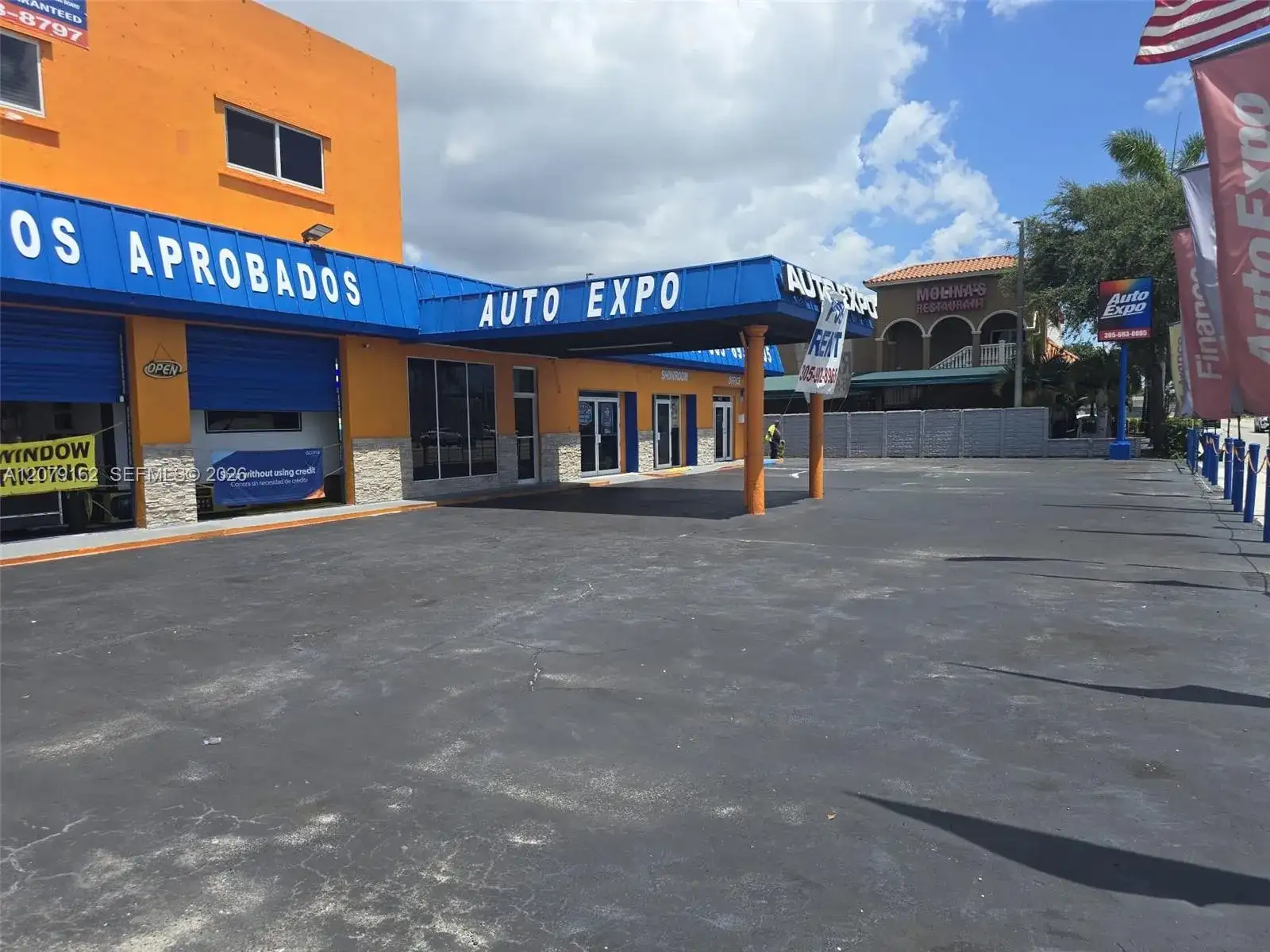 4010 E 8th Ave, Hialeah FL 33013 photo 2
