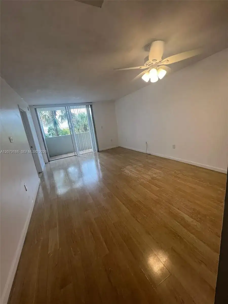 10090 NW 80th Ct # 1347, Hialeah Gardens FL 33016 photo 4