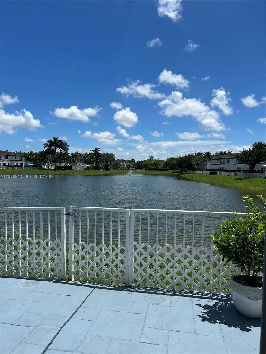 11520 NW 79th Ln, Doral FL 33178 photo 3