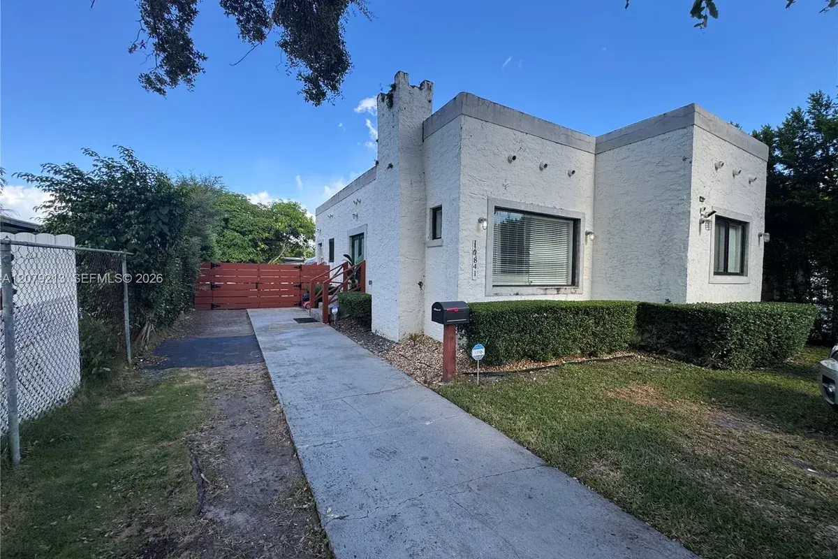 10841 NE 2nd Pl, Miami FL 33161