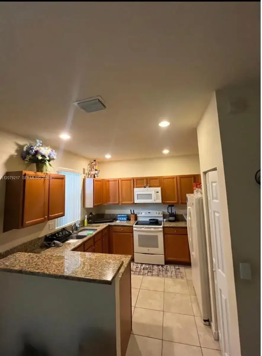 23786 SW 118th Ave, Homestead FL 33032 photo 3