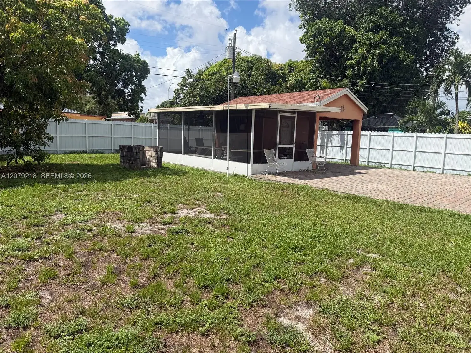 962 E 19th St, Hialeah FL 33013 photo 5