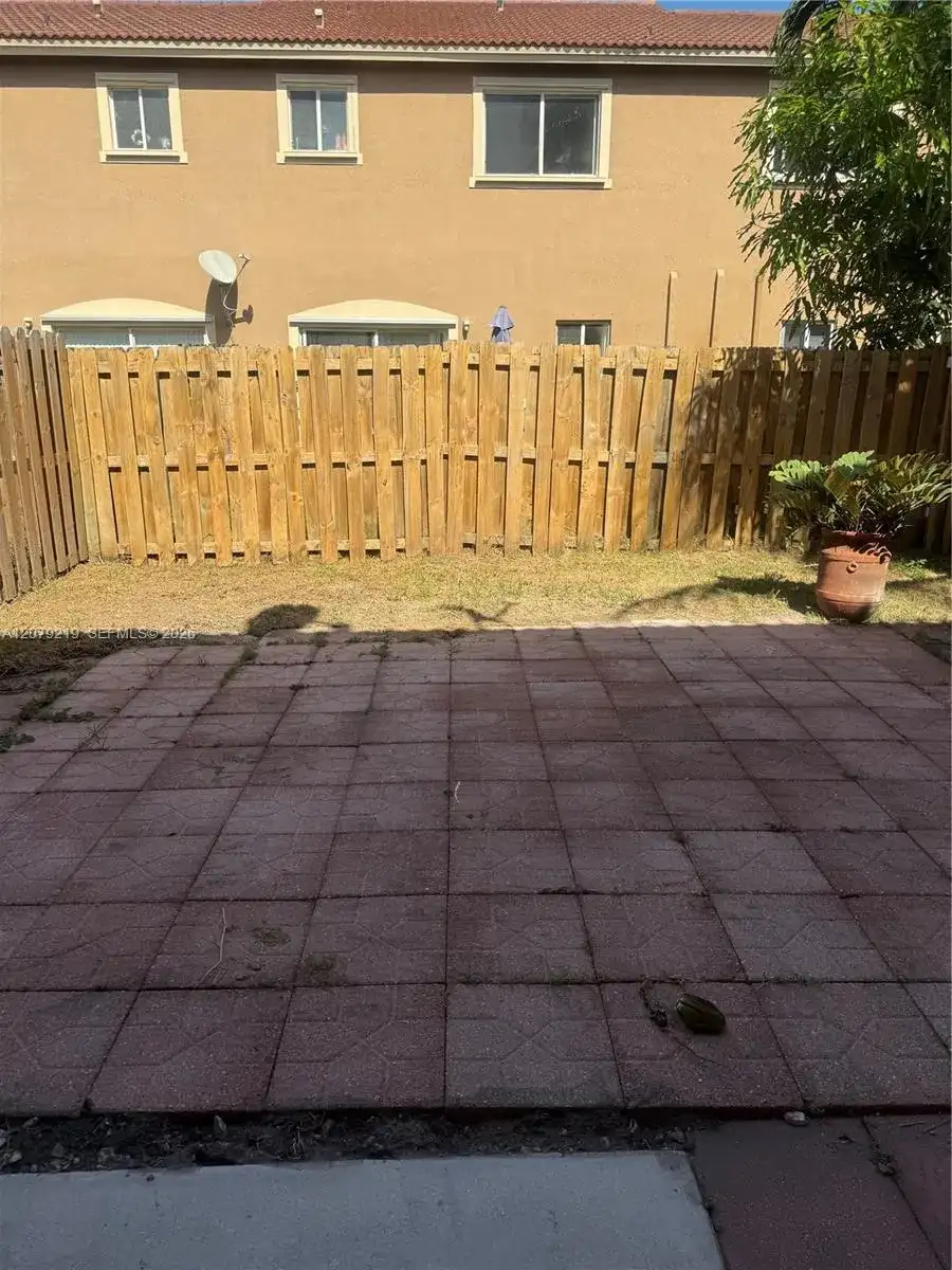 21467 SW 86th Pl, Cutler Bay FL 33189 photo 5