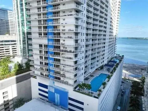1200 Brickell Bay Dr # 3318, Miami FL 33131
