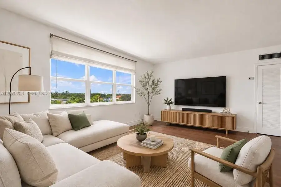 900 SW 84th Ave # 415D, Miami FL 33144