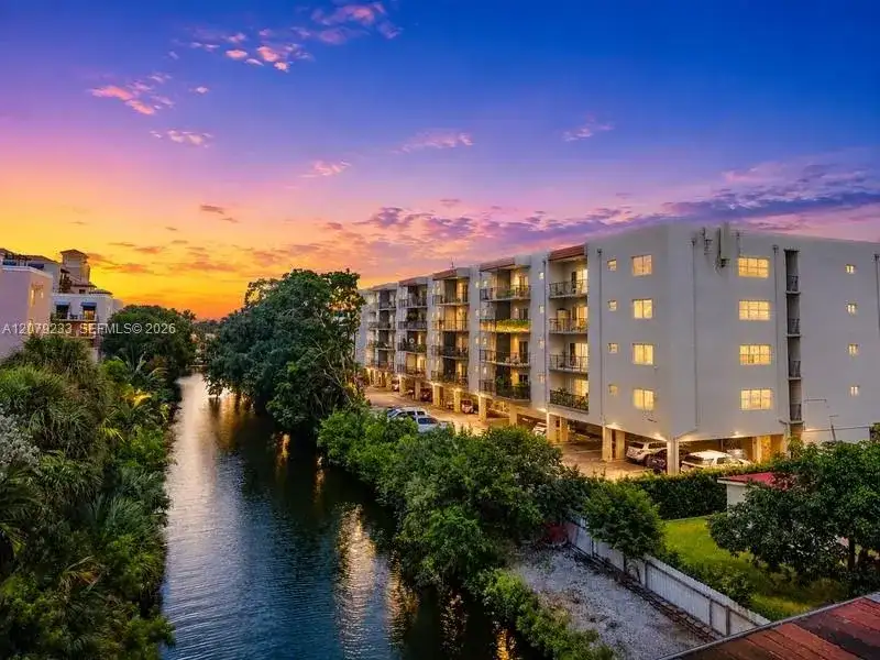 900 SW 84th Ave # 415D, Miami FL 33144 photo 2