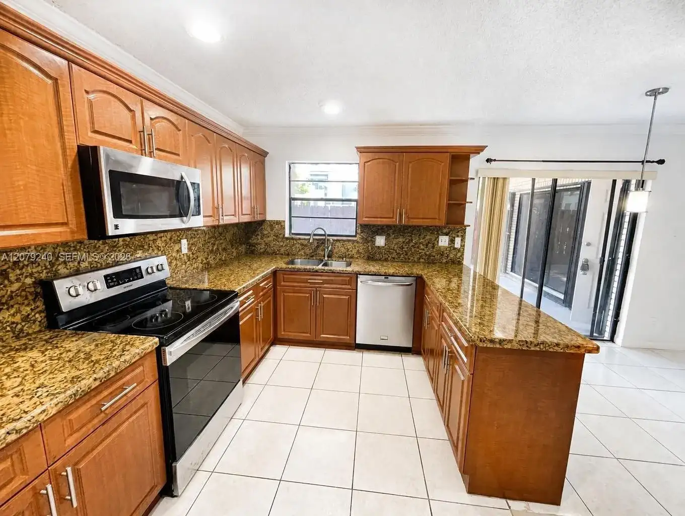 8215 SW 23rd Ct # 17D, North Lauderdale FL 33068 photo 3
