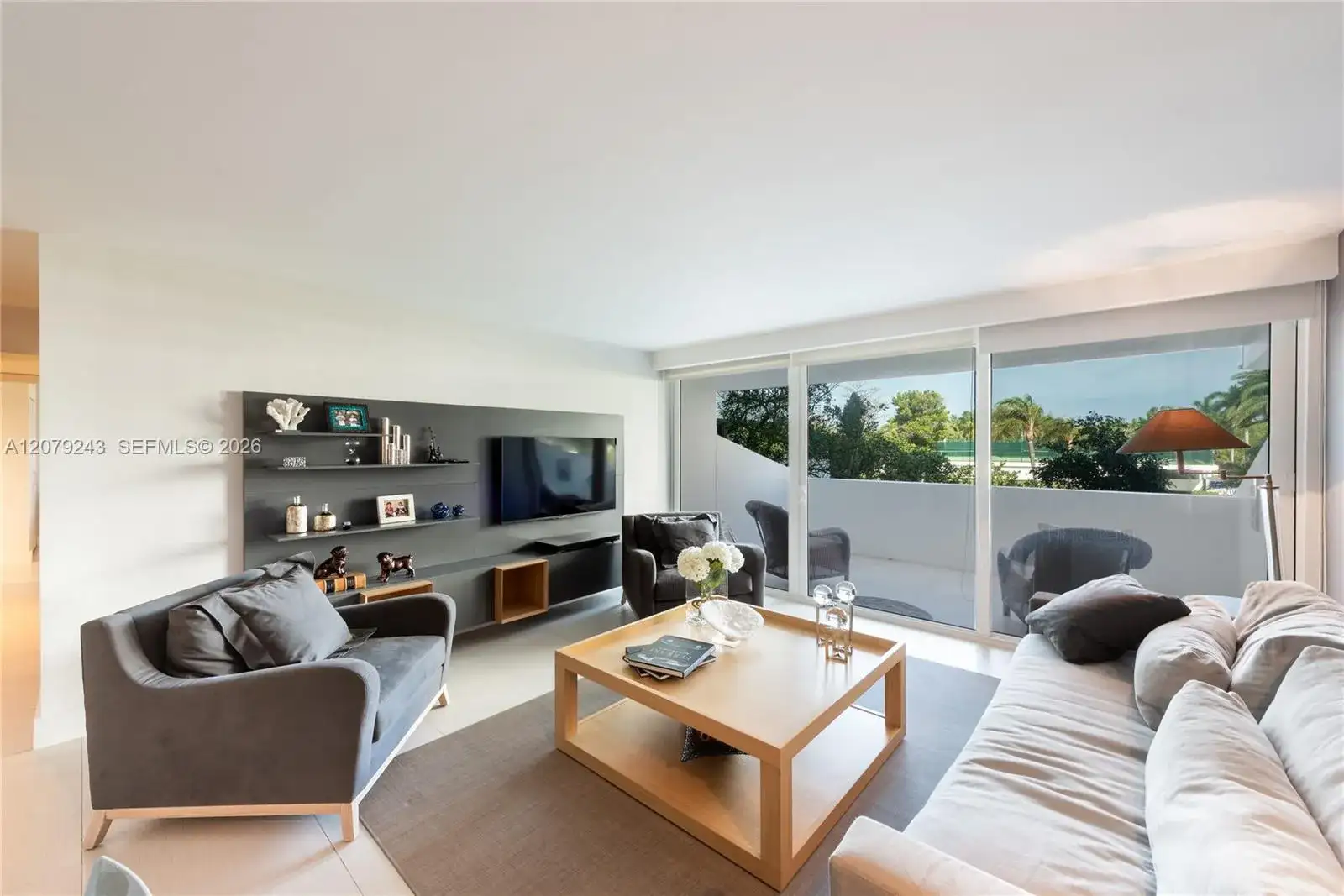199 Ocean Lane Dr # 206, Key Biscayne FL 33149 photo 2