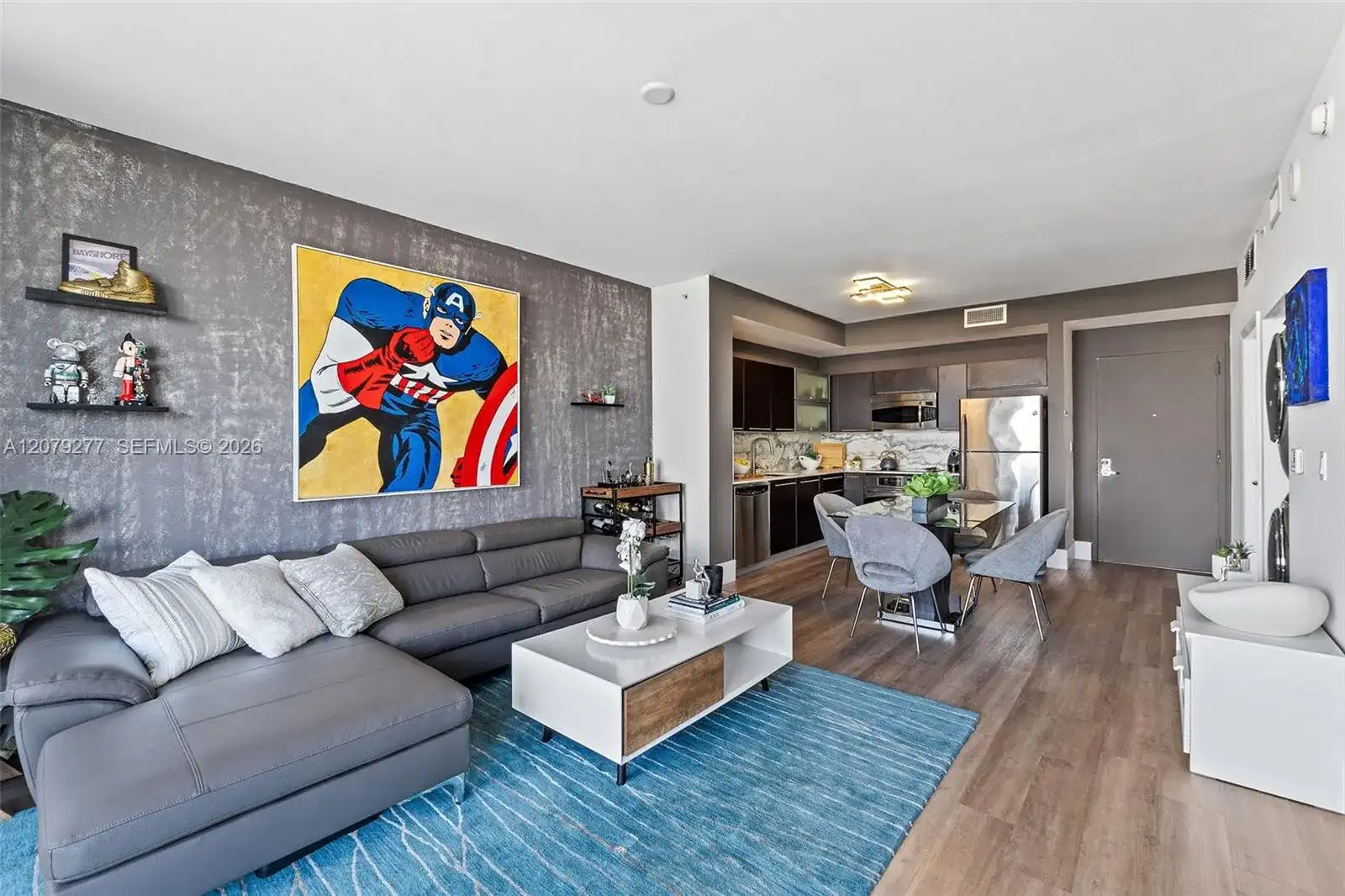 90 SW 3rd St # 1506, Miami FL 33130