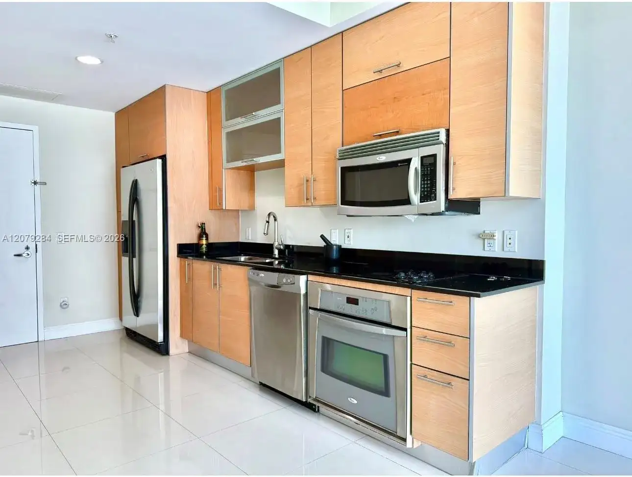 60 SW 13th St # 1808, Miami FL 33130 photo 3