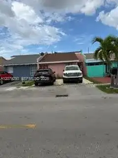 5924 W 21st Ct, Hialeah FL 33016