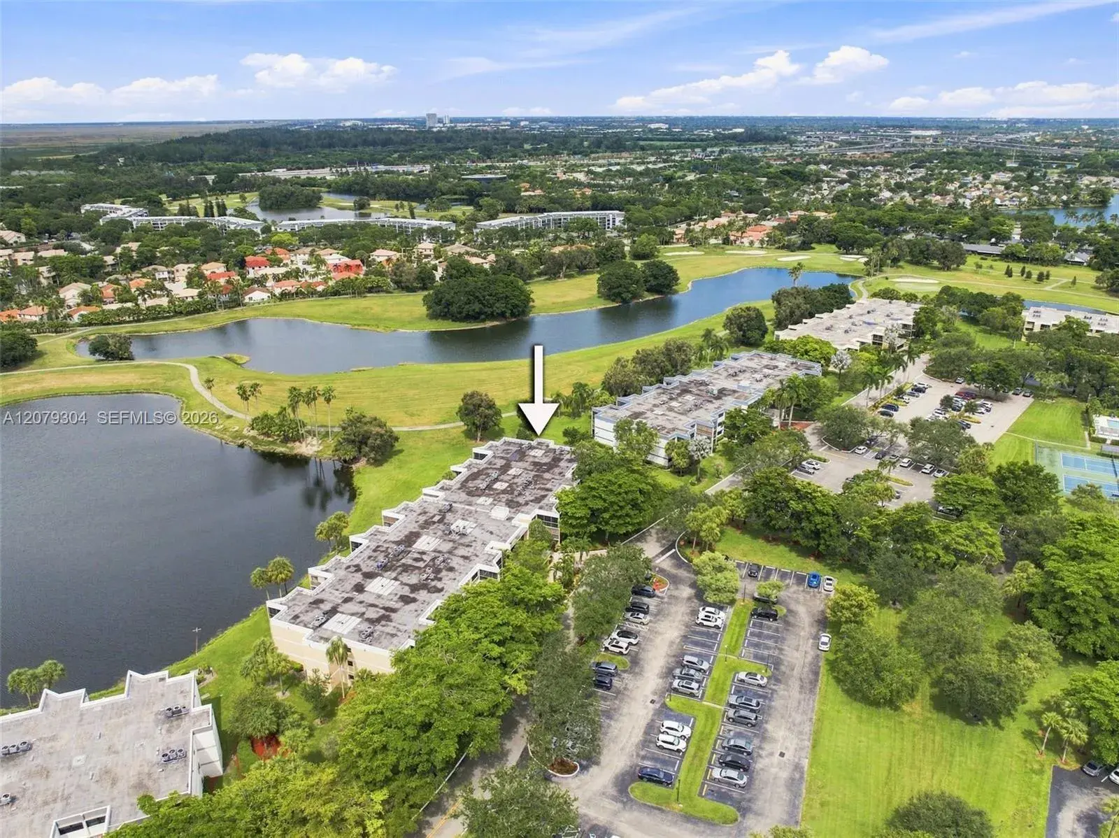 16325 Golf Club Rd # 104, Weston FL 33326