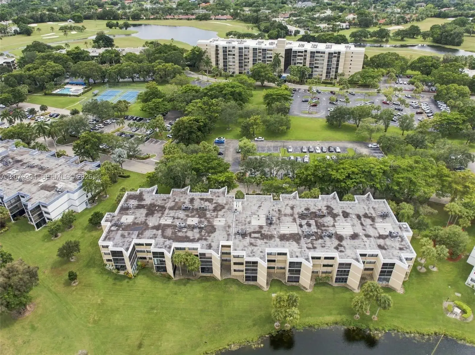 16325 Golf Club Rd # 104, Weston FL 33326 photo 2