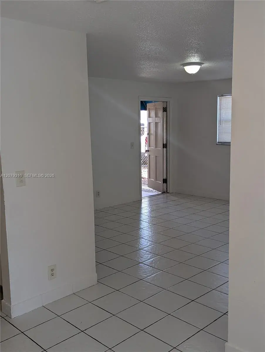 1830 Sheridan St # 106, Hollywood FL 33020