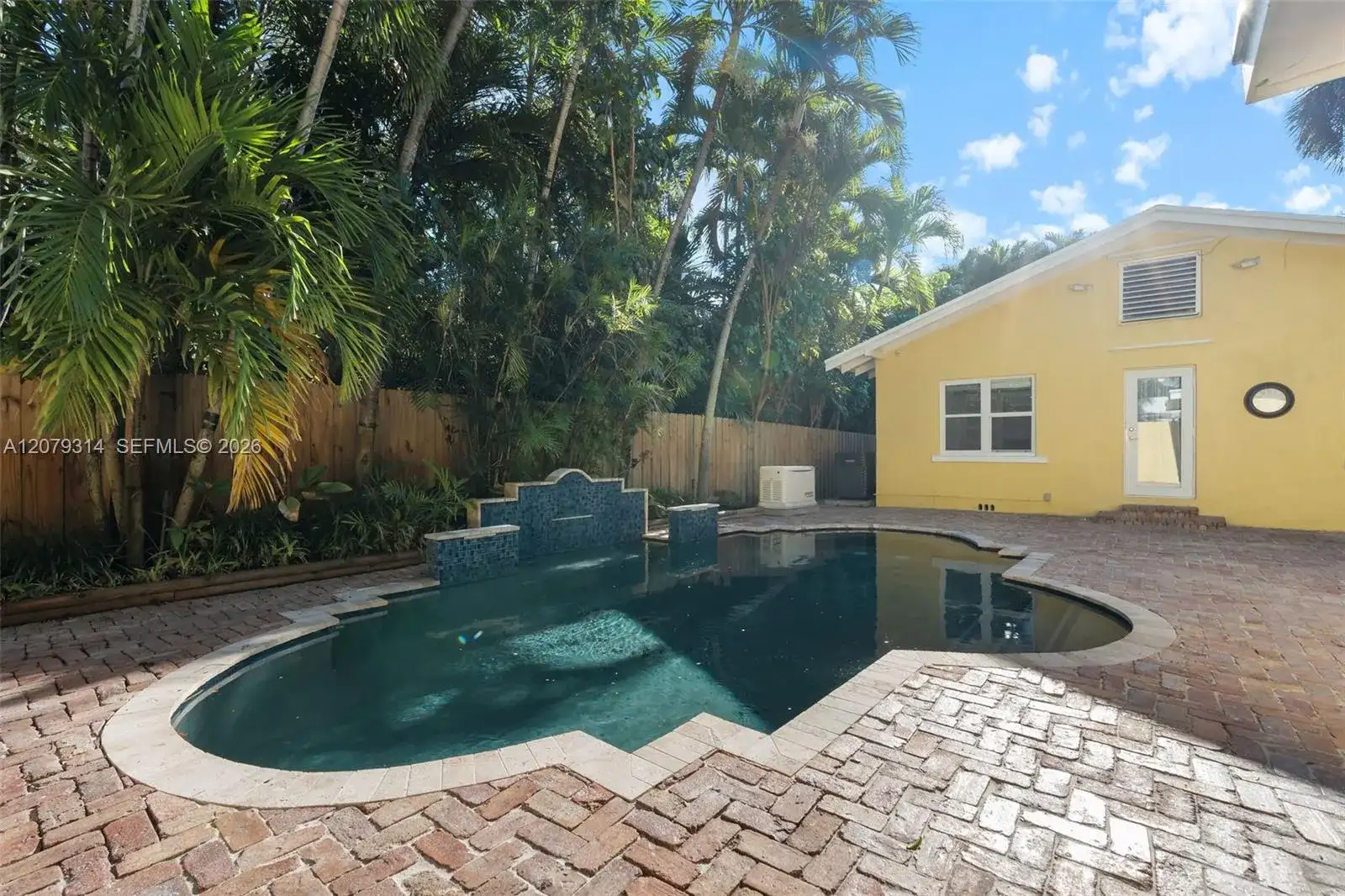 2465 Inagua Ave, Miami FL 33133 photo 4