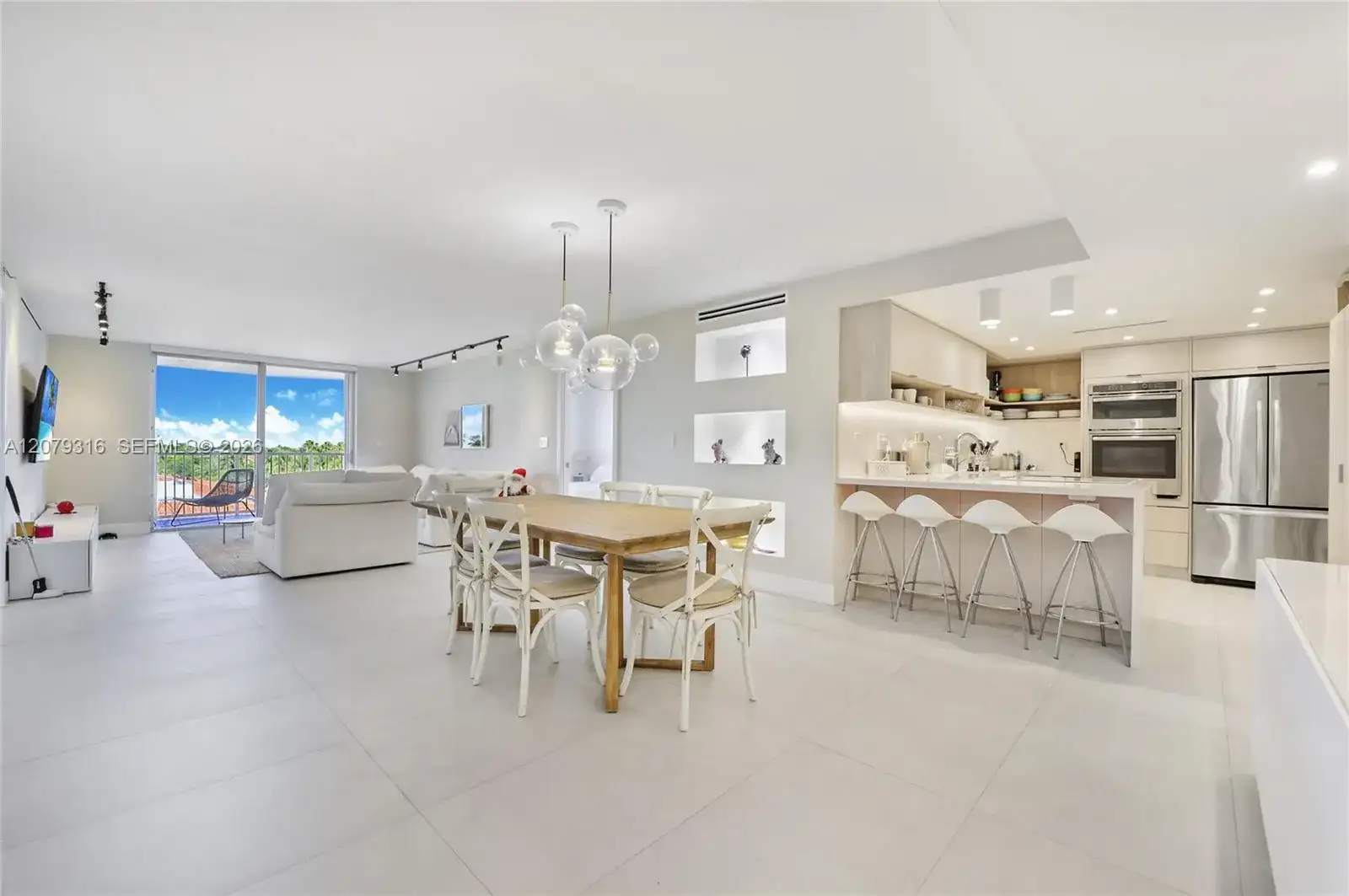 210 Sea View Dr # 511, Key Biscayne FL 33149 photo 3