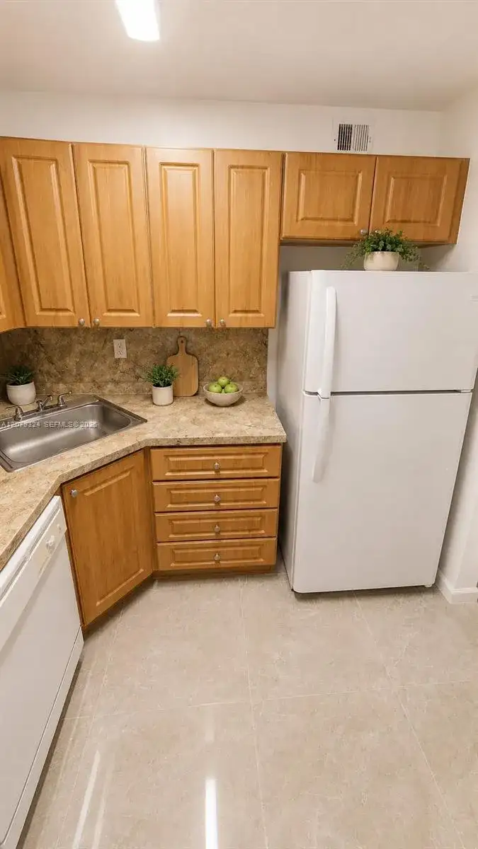 10820 SW 200th Dr # 176, Cutler Bay FL 33157 photo 4