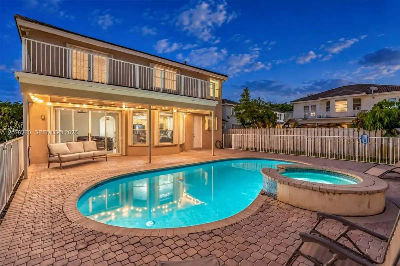 2566 SW 158th Ave, Miramar FL 33027 photo 2