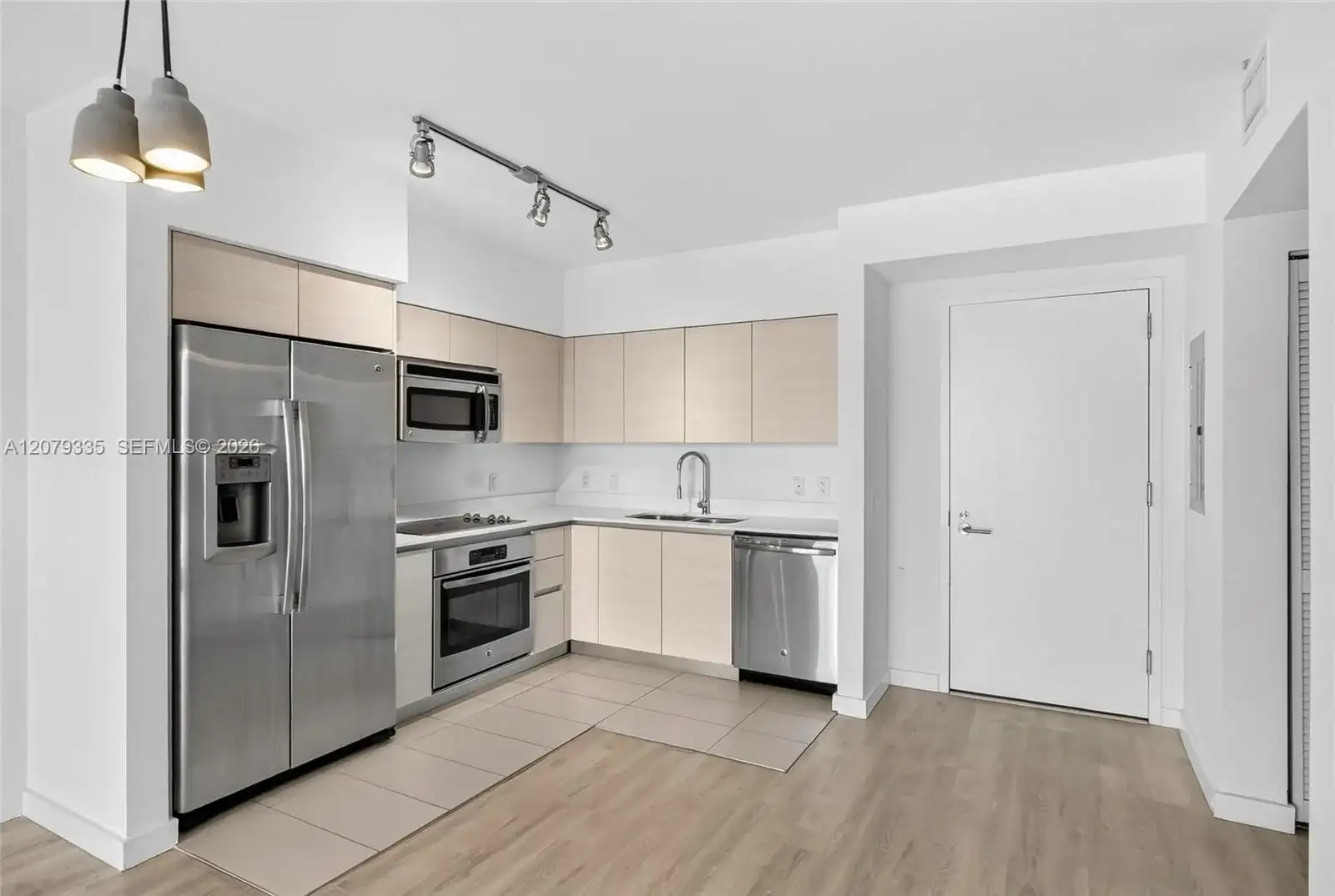 4250 Biscayne Blvd # 805, Miami FL 33137 photo 3