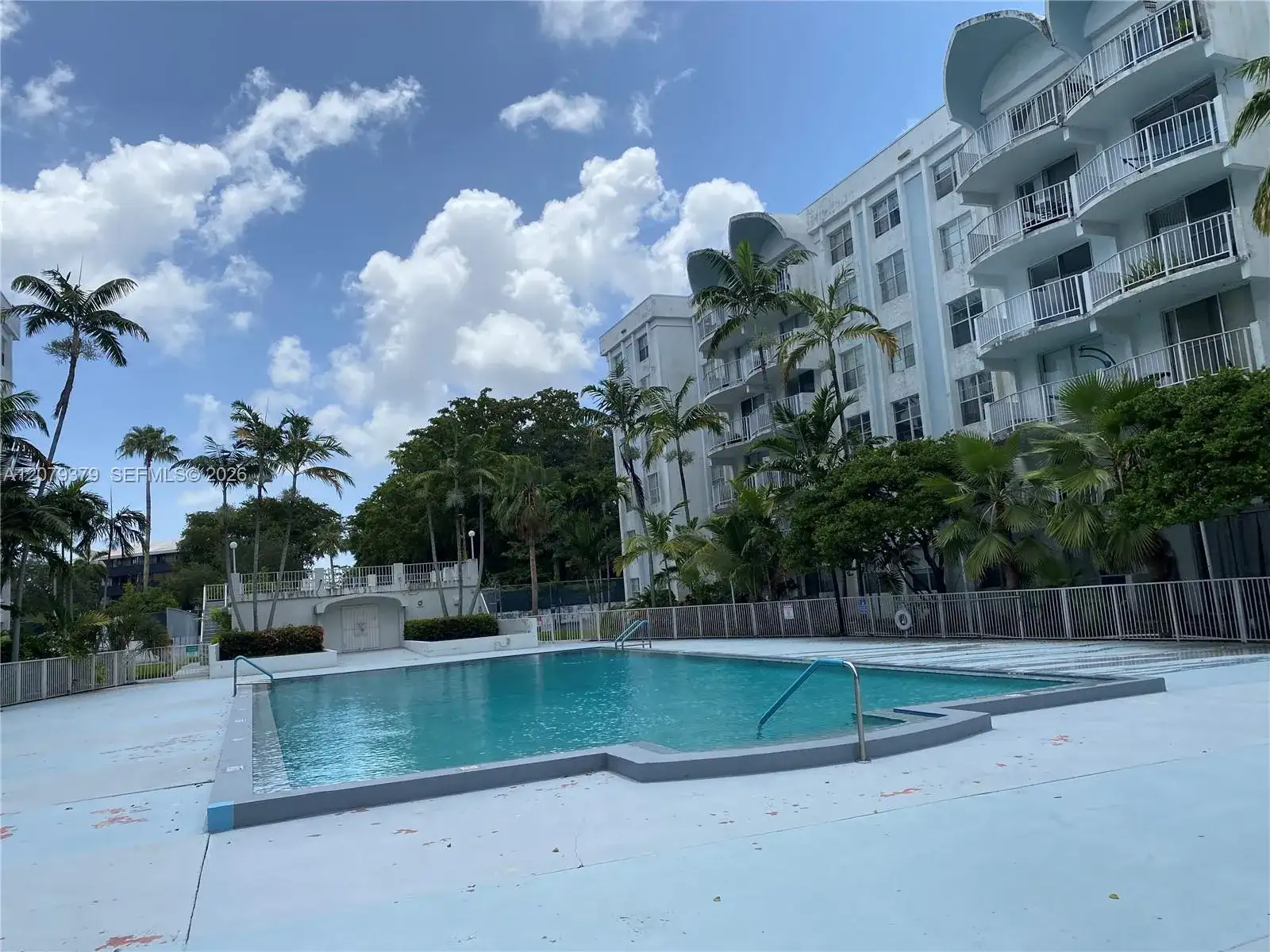 488 NW 165th St Rd # 415, Miami FL 33169 photo 4