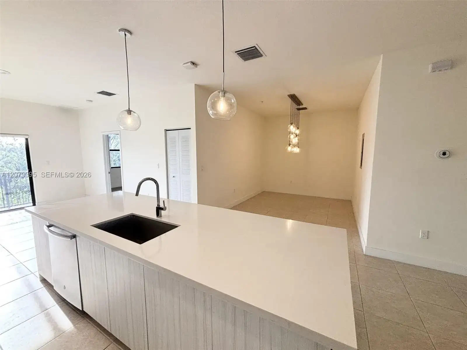 8015 NW 104th Ave # 25, Doral FL 33178 photo 4