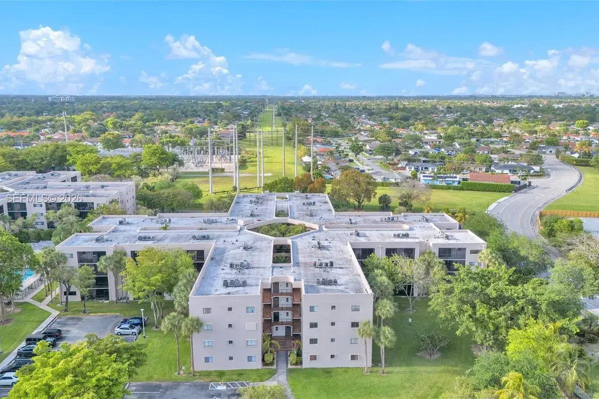 8500 SW 133rd Ave Rd # 302, Miami FL 33183