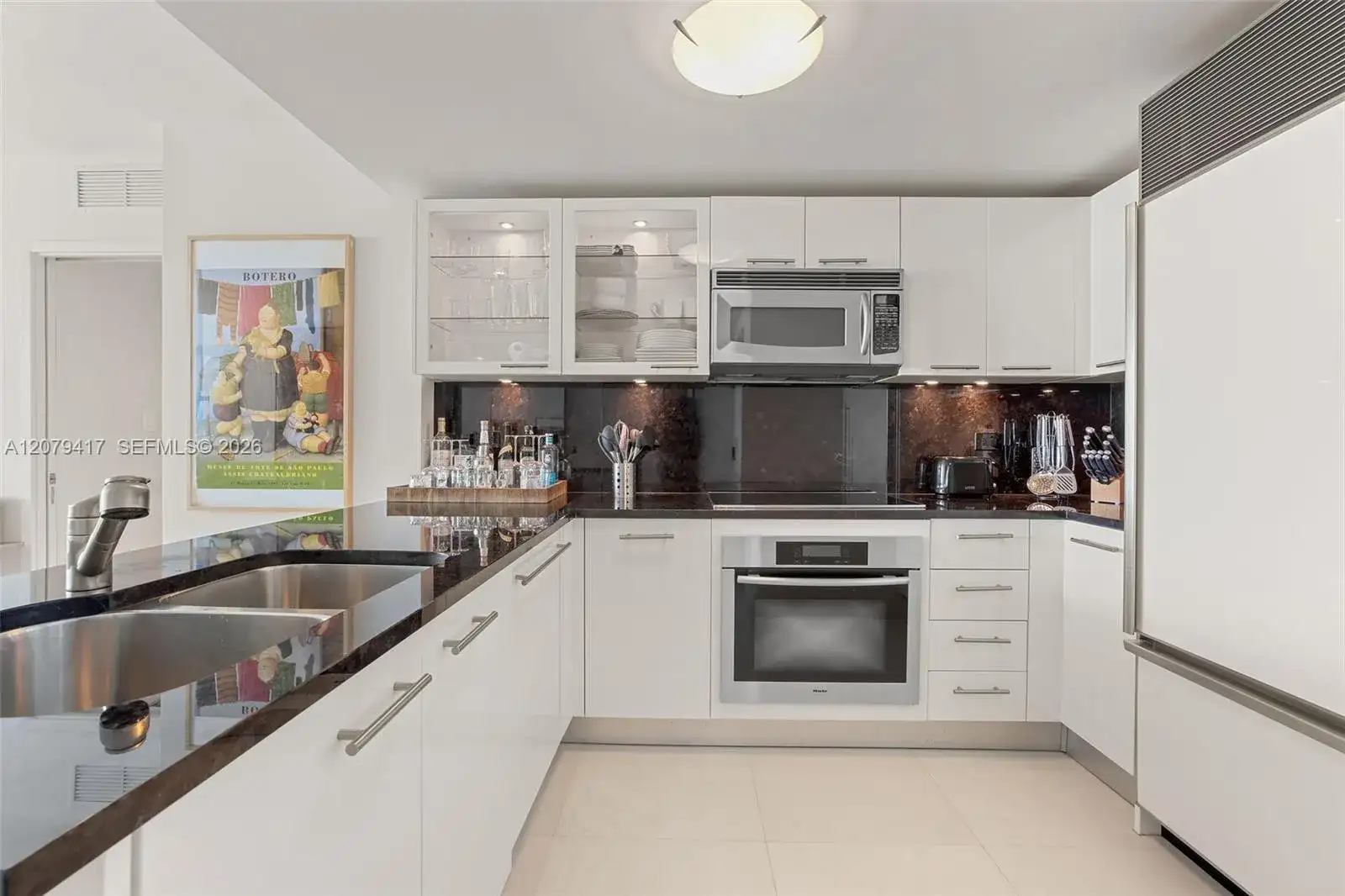 6801 Collins Ave # 1401, Miami Beach FL 33141 photo 2