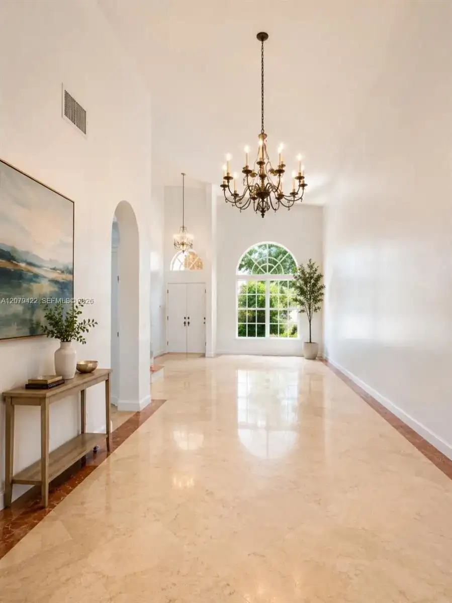 10916 NW 58th Ter, Doral FL 33178 photo 5