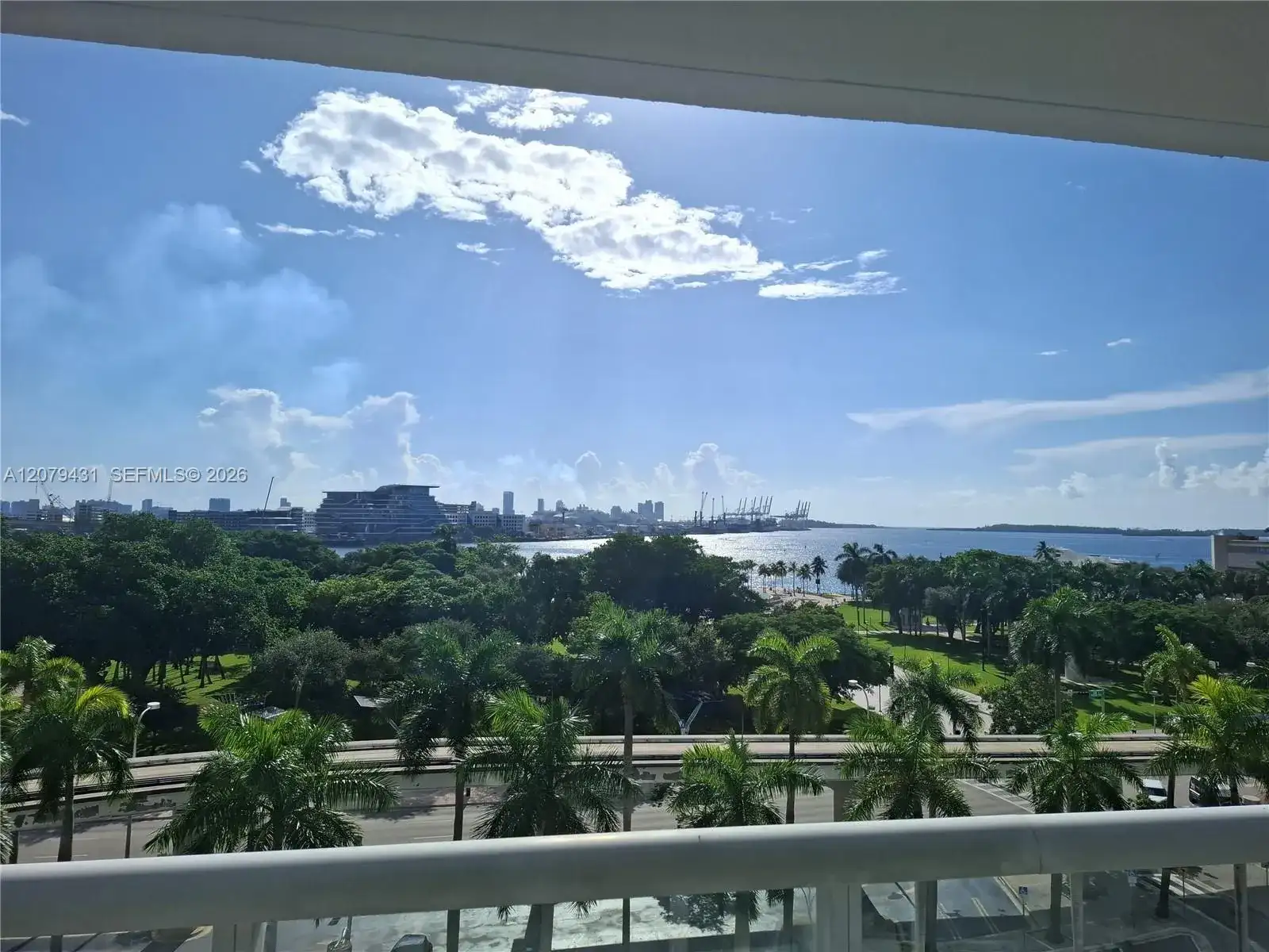 50 Biscayne Blvd # 707, Miami FL 33132 photo 3