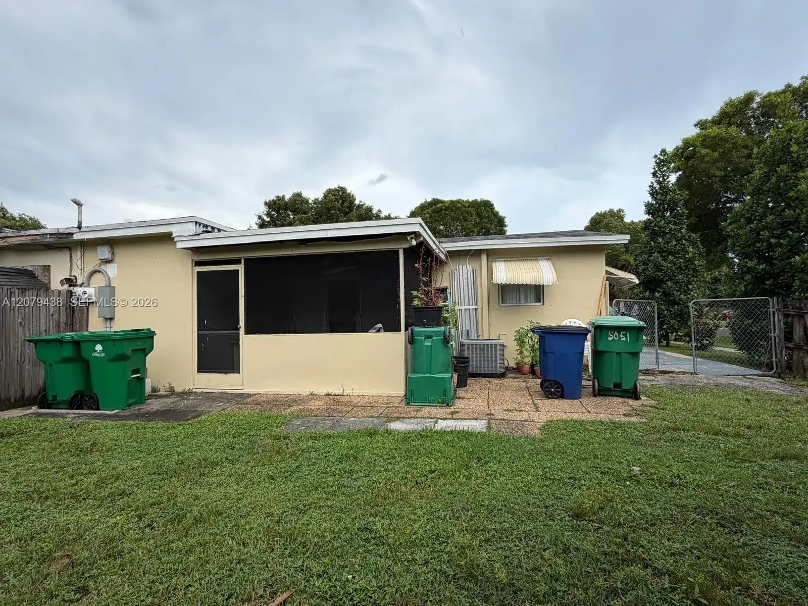 5051 SW 92nd Ter, Cooper City FL 33328 photo 2