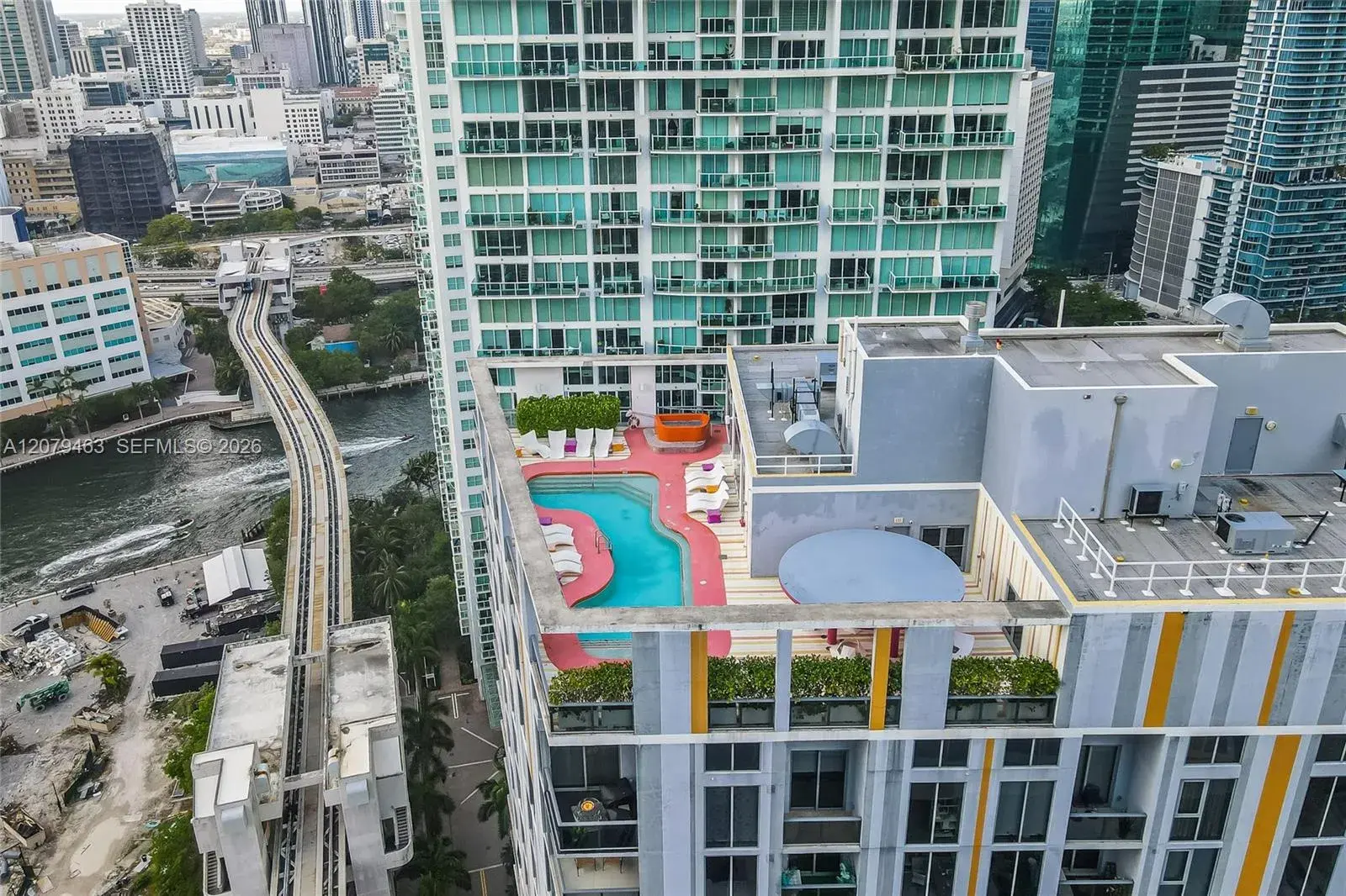 31 SE 6th St # 707, Miami FL 33131