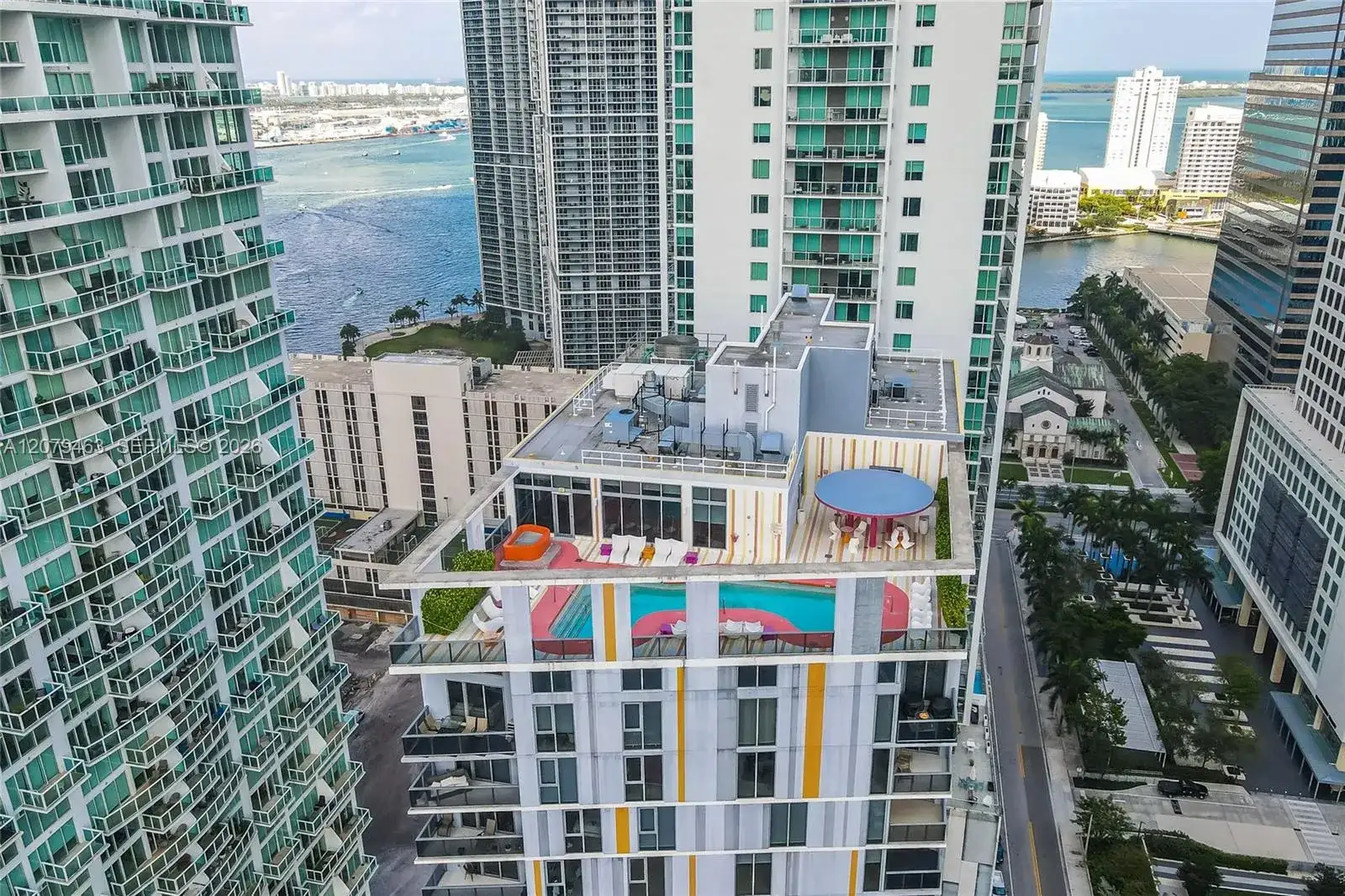 31 SE 6th St # 707, Miami FL 33131 photo 5