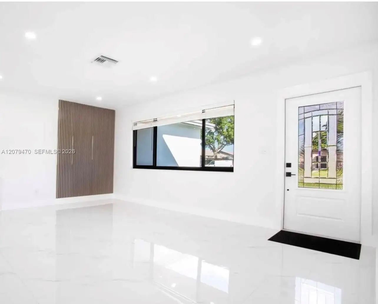 7710 Johnson St, Pembroke Pines FL 33024 photo 2