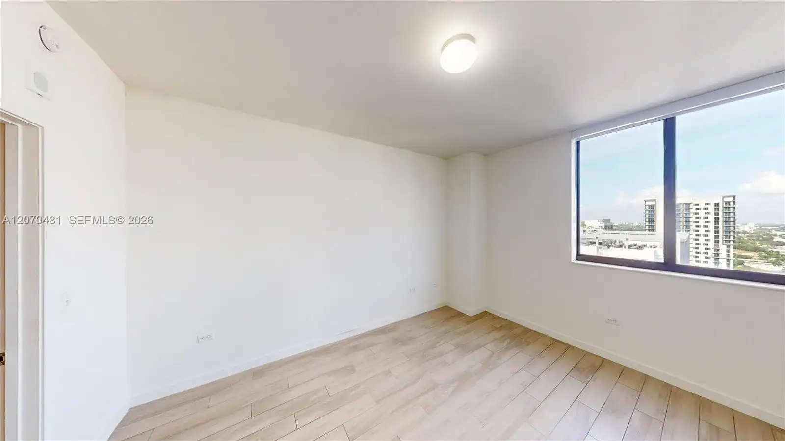 999 SW 1st Ave # 2606, Miami FL 33130 photo 4