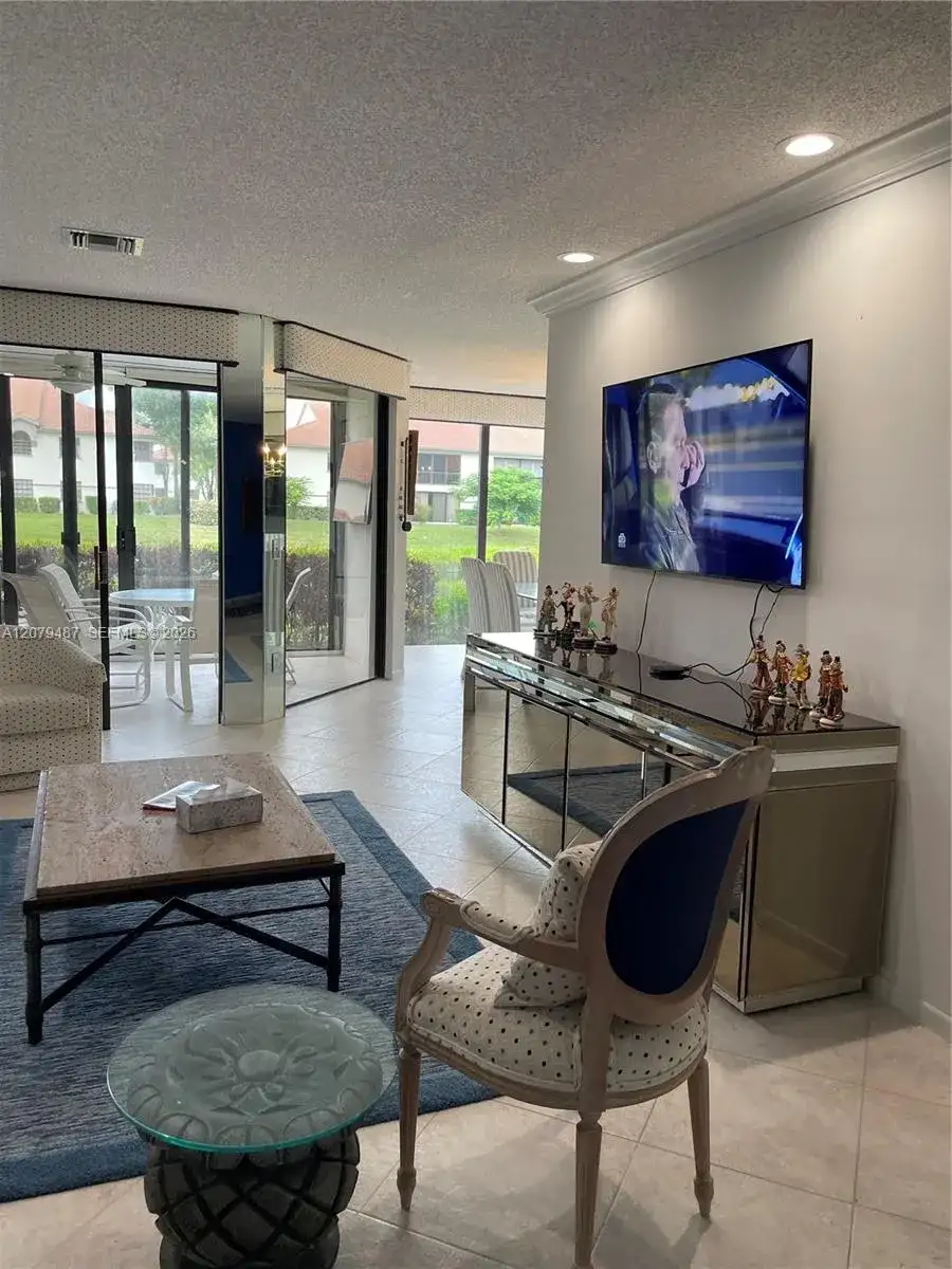 5291 Europa Dr # C, Boynton Beach FL 33437 photo 3